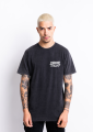jds7360_bornontrack_black_030_onmodel_front.png